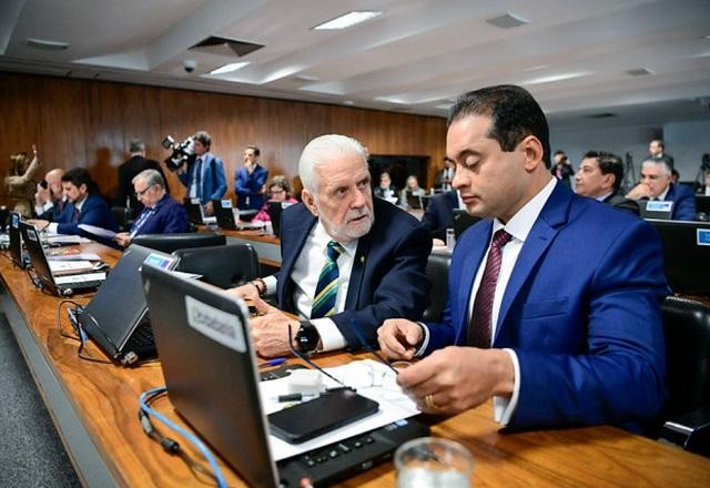 Imagem da noticia "Mandar quem conhece a política será ruim para nós? Esquece", diz Weverton ao defender Dino