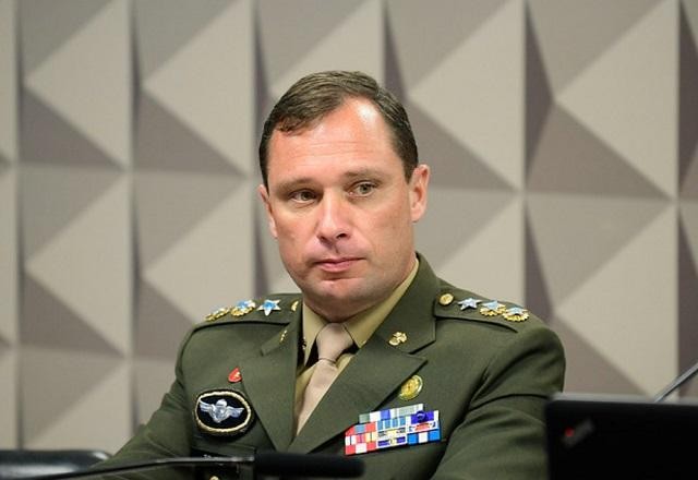 Imagem da noticia Em depoimento ao STF, Mauro Cid lamentou falta de dinheiro e disse que engordou 10 kg