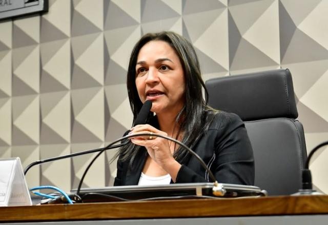 Imagem da noticia Eliziane Gama diz que disputará a presidência do Senado