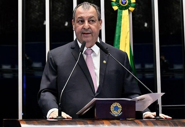 Imagem da noticia Novas regras fiscais: Omar Aziz deverá ser relator no Senado, diz Randolfe