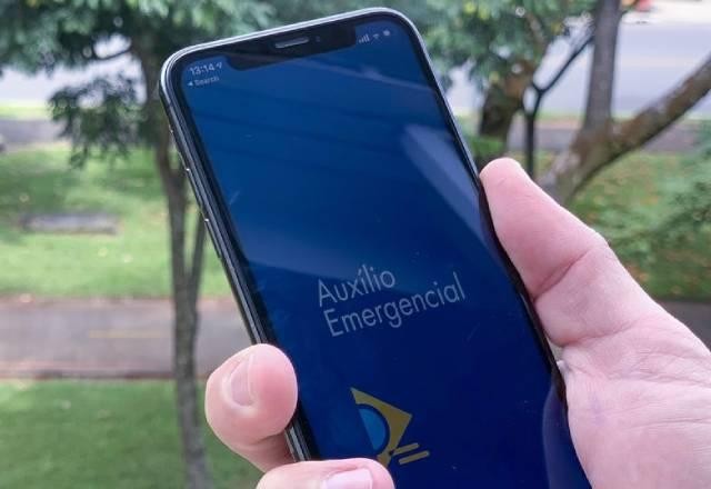 Imagem da noticia Nascidos em outubro recebem 1ª parcela do auxílio emergencial