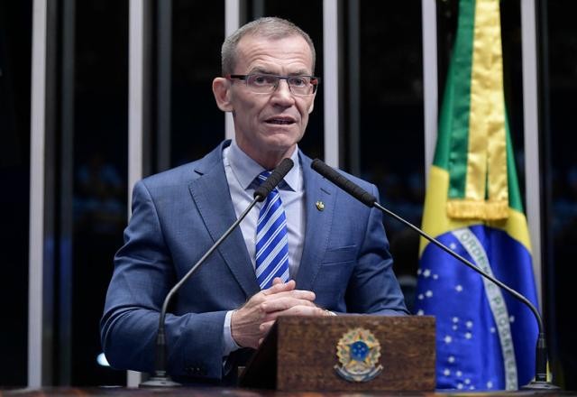 Imagem da noticia Comissão do Senado pede afastamento imediato do presidente da Funai