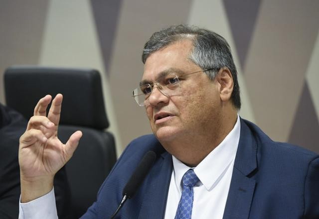 Imagem da noticia Indicação de Flávio Dino ao Supremo é aprovada na CCJ com placar de 17 a 10