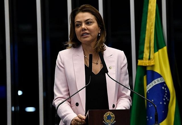 Imagem da noticia Senadora Leila Barros deixa Cidadania para tentar disputar governo do DF