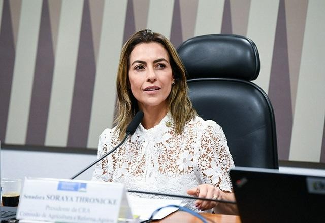 Imagem da noticia Senadora Soraya Thronicke deixa o União Brasil e se filia ao Podemos