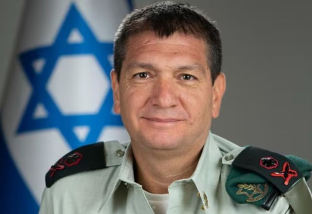Imagem da noticia Chefe da inteligência militar de Israel renuncia ao cargo após ataque do Hamas