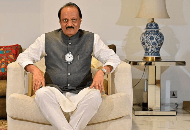 Imagem da noticia Vice-ministro do estado indiano de Maharashtra, Ajit Pawar, morre em queda de aeronave