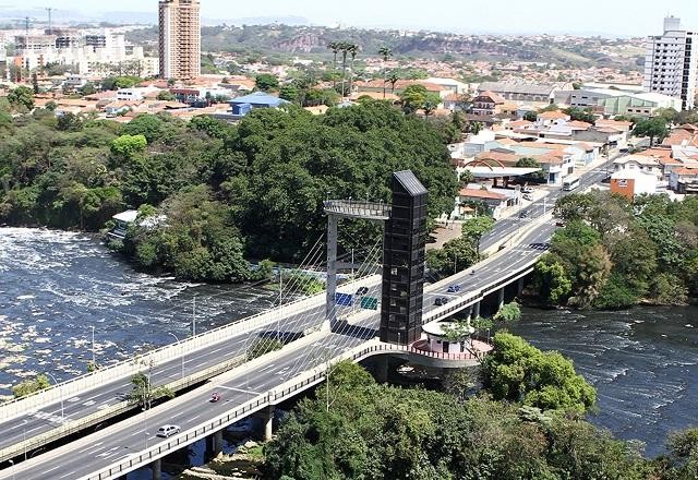 Imagem da noticia Justiça condena prefeitura a indenizar família de servidora que morreu de covid