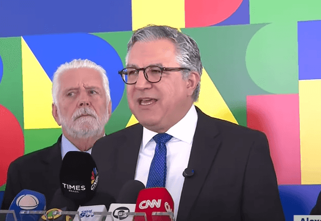 Imagem da noticia Governo vai entregar lista de prioridades dos próximos dois anos na semana que vem, diz Padilha