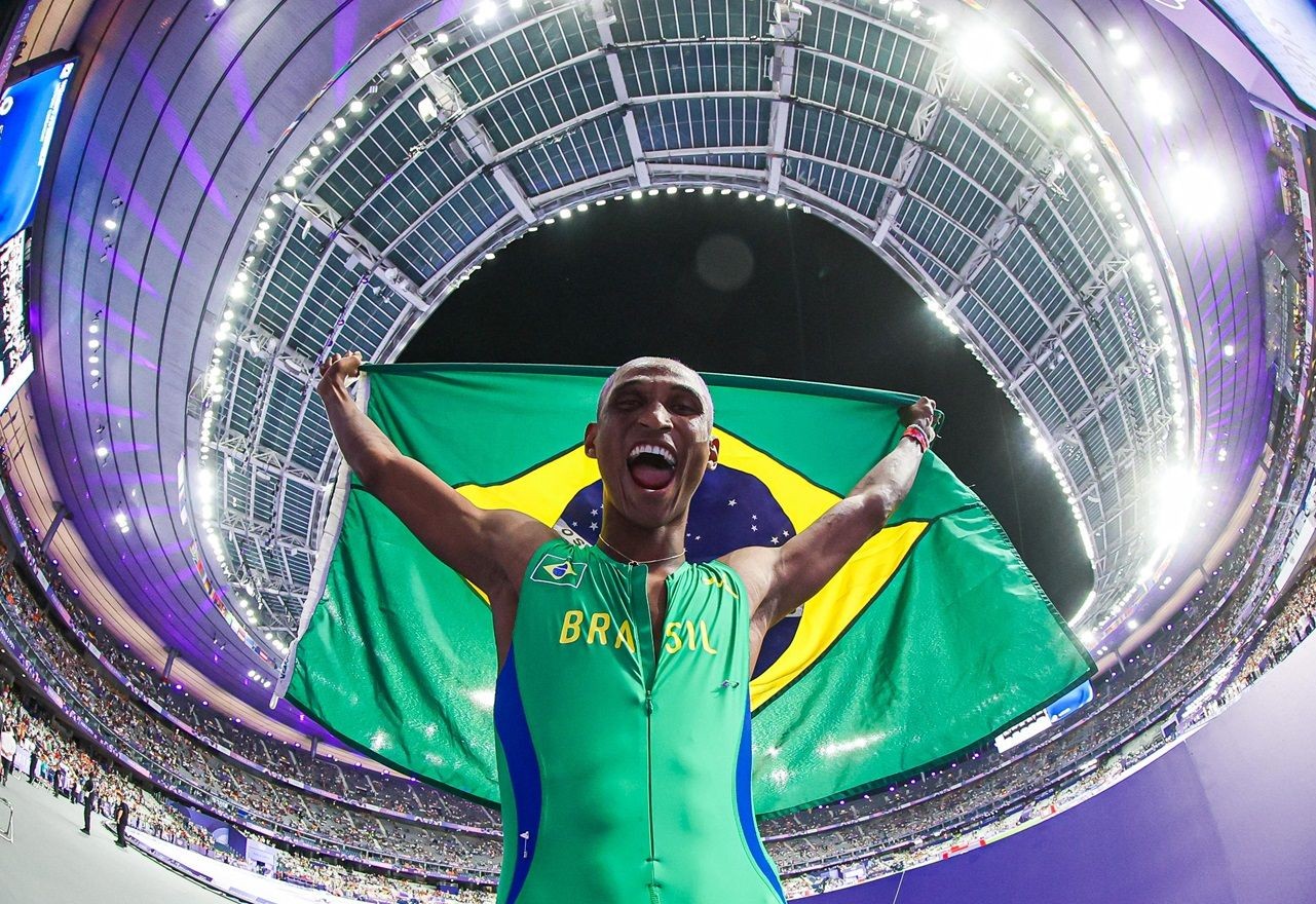 Imagem da noticia Olimpíadas 2024: Alison dos Santos conquista o bronze nos 400 metros com barreiras