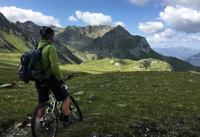Imagem da noticia Rota do Tour de France nos Alpes é atração turística na França