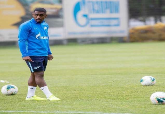 Imagem da noticia Alvo de racismo, Malcom pode deixar a Rússia