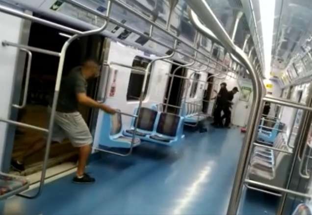 Imagem da noticia Ambulantes apedrejam seguranças da CPTM na zona norte de SP