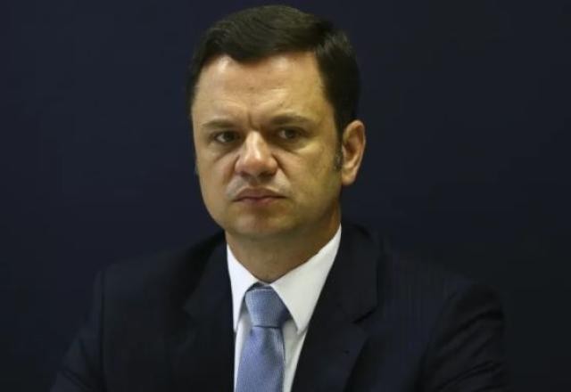 Imagem da noticia Moraes pede que DF avalie transferência de Torres para hospital penitenciário