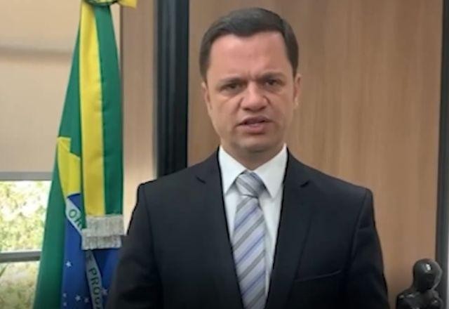 Imagem da noticia Avião de Anderson Torres pousa em Brasília