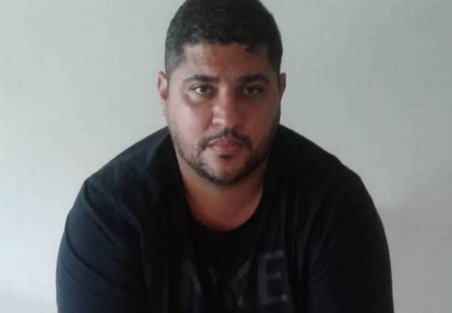 Imagem da noticia André do Rap fugiu do Brasil por um aeroporto pequeno do interior de SP