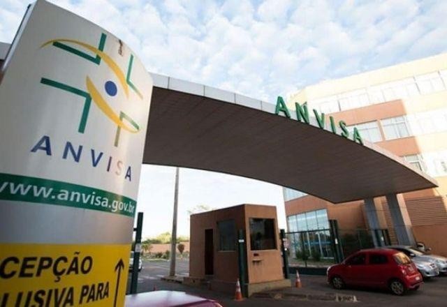 Imagem da noticia Anvisa prepara medidas para evitar falta de medicamentos para intubação