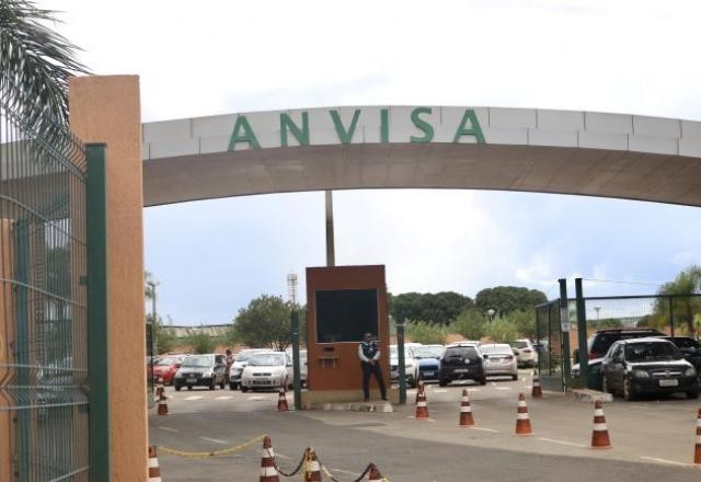 Anvisa monitora fabricação e estoques de oxigênio em empresas