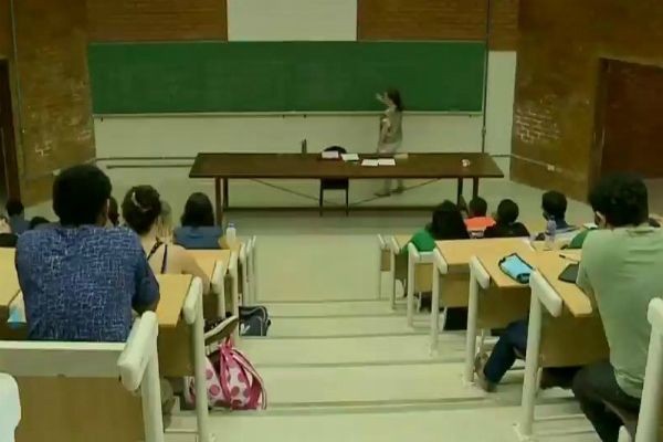 Imagem da noticia Apenas 2% dos cursos superiores de Saúde e do setor agrário tiveram nota máxima