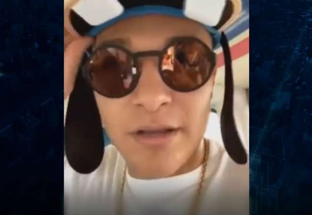 Após gravar vídeo polêmico na Disney, cantor MC Gui fala ao SBT