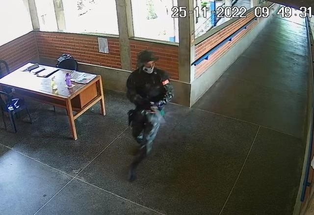 Imagem da noticia Atirador que matou três pessoas em escola é preso em Aracruz (ES)