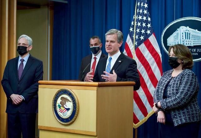 Imagem da noticia EUA oferecem US$ 10 milhões por informação sobre líderes de grupo hacker