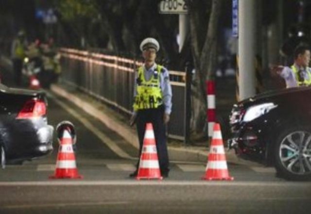 Imagem da noticia Insatisfeito com divórcio, homem atropela multidão e deixa aos menos 35 mortos na China