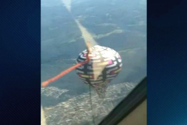 Aumento do número de balões em rotas aéreas preocupa pilotos em São Paulo