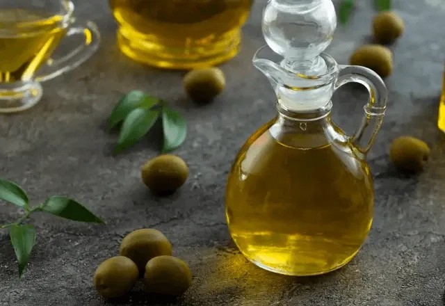 Imagem da noticia Anvisa proíbe venda de mais duas marcas de azeite no Brasil