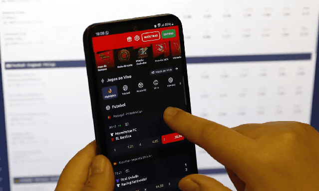 Imagem da noticia Apostadores reclamam dificuldades para sacar valores em plataformas de apostas