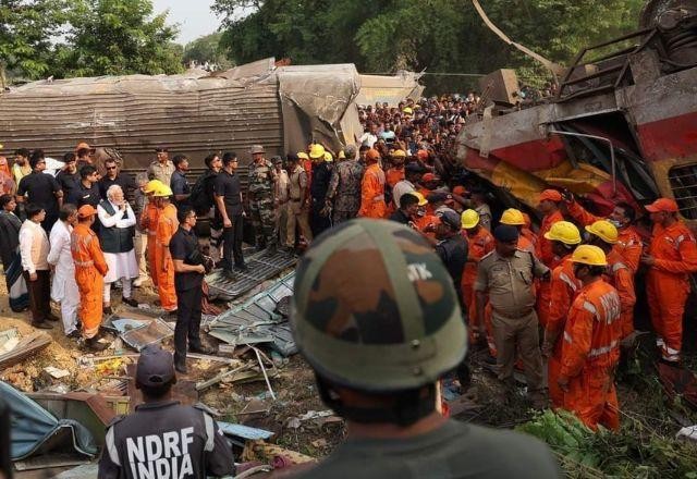 Imagem da noticia Acidente de trem com 288 mortos é "um incidente doloroso", diz Modi