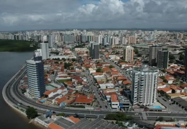 Imagem da noticia Alerta meteorológico: grande volume de chuva em Salvador e Aracaju