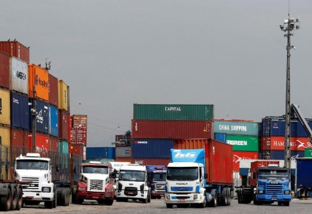 Imagem da noticia Indústria brasileira precisa de R$ 40 bi para descarbonizar a produção até 2050