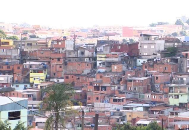 Imagem da noticia Bairro com mais mortes por Covid-19 em SP tem comércio aberto e ruas cheias