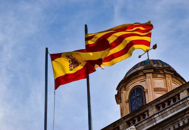 Imagem da noticia Governo da Espanha quer falicitar entrada de imigrantes; entenda