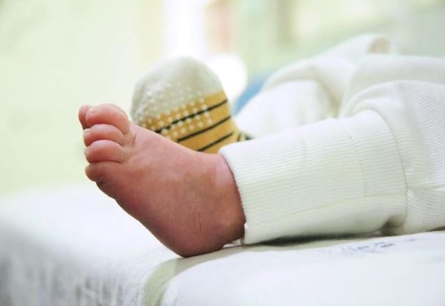 Imagem da noticia Exame de DNA identifica mães de bebês trocados há 7 anos no DF