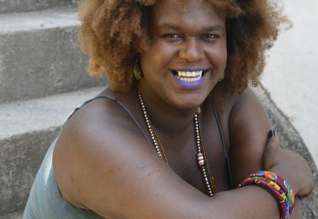 Imagem da noticia Primeira vereadora trans de Niterói deixa o Brasil após ameaças