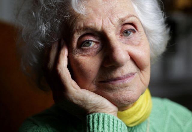Imagem da noticia Eva Fahidi, sobrevivente dos campos de concentração de Hitler, morre aos 97 anos