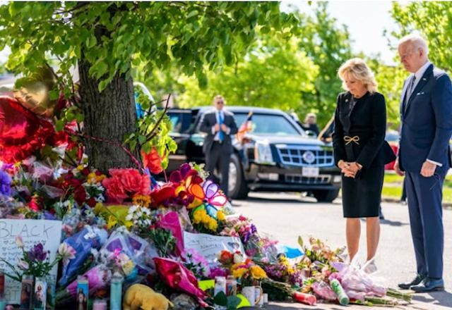 Imagem da noticia "A supremacia branca é um veneno", diz Biden em visita a Buffalo