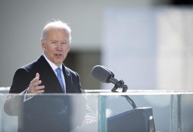 Joe Biden diz que 28 mil pessoas foram resgatadas do Afeganistão