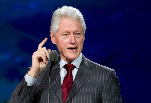 Imagem da noticia Bill Clinton condena mortes de americanos em ações do ICE em Minneapolis; Trump culpa democratas