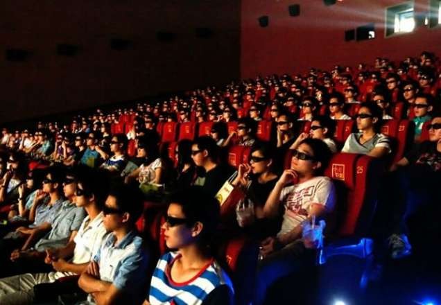 Boa notícia:  salas de cinema são reabertas na China