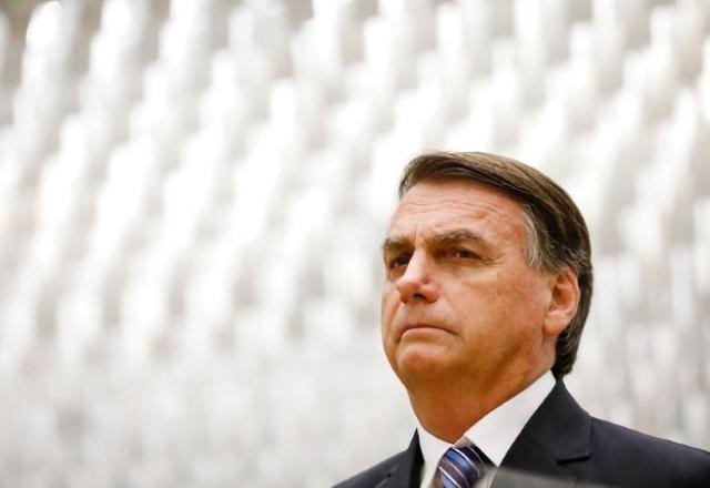 Imagem da noticia Bolsonaro se defende e diz que governo passado atendeu indígenas