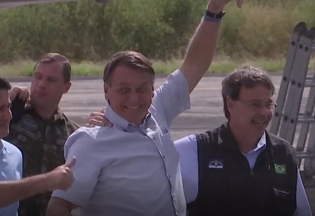 Imagem da noticia Em Pernambuco, Bolsonaro participa de motociata e Marcha Para Jesus
