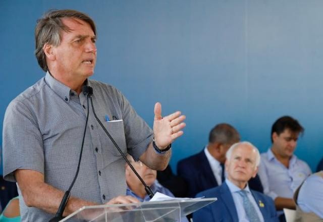 Imagem da noticia Bolsonaro diz que Brasil terá posicionamento neutro em relação à guerra