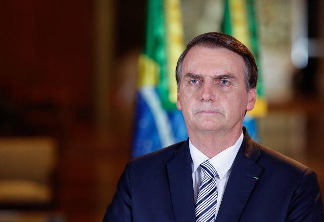 Imagem da noticia Julgamento de Bolsonaro no TSE começa nesta quinta