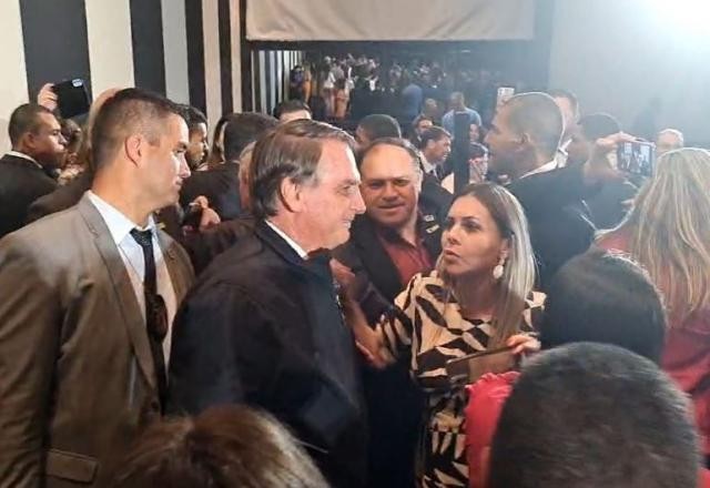 Imagem da noticia Prefeitos apoiadores de Bolsonaro reúnem-se com o presidente em Brasília