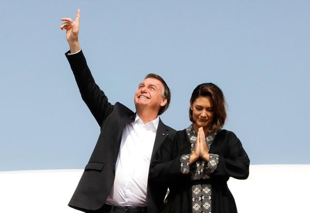 Imagem da noticia Poder Expresso: Michelle faz vigília evangélica por Bolsonaro no Planalto