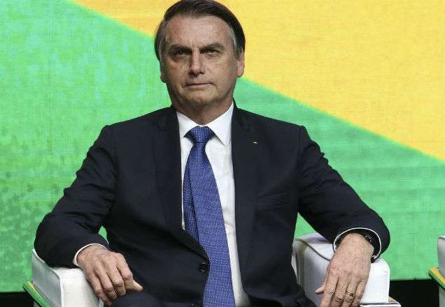 Imagem da noticia Bolsonaro edita nova medida que retira demarcação de terras da FUNAI