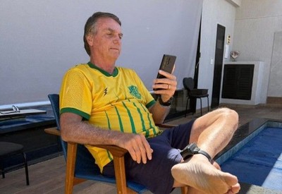Entenda como filhos contribuíram para a prisão domiciliar de Jair Bolsonaro